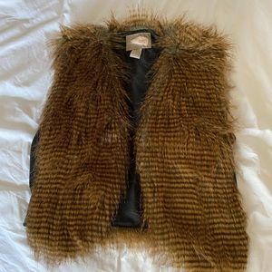 Fur vest